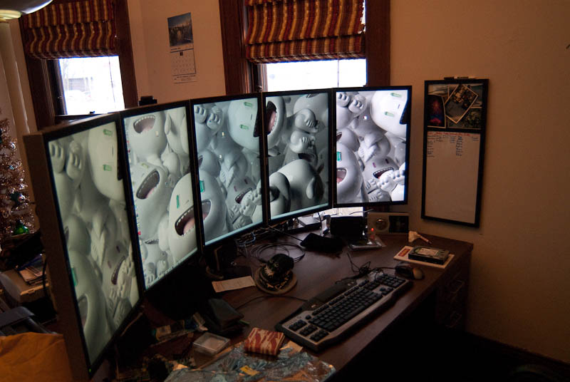 monitors-2.jpg